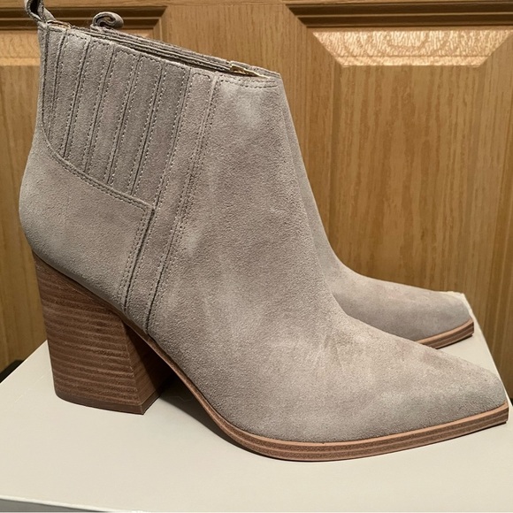 Marc Fisher LTD Orlanda Medium Gray Bootie Size 10 Western Suede Leather New IB - Picture 12 of 16